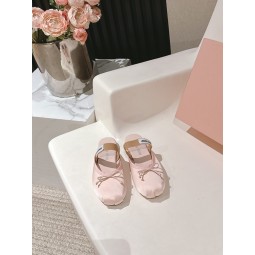 미우미우 발레리나 뮬